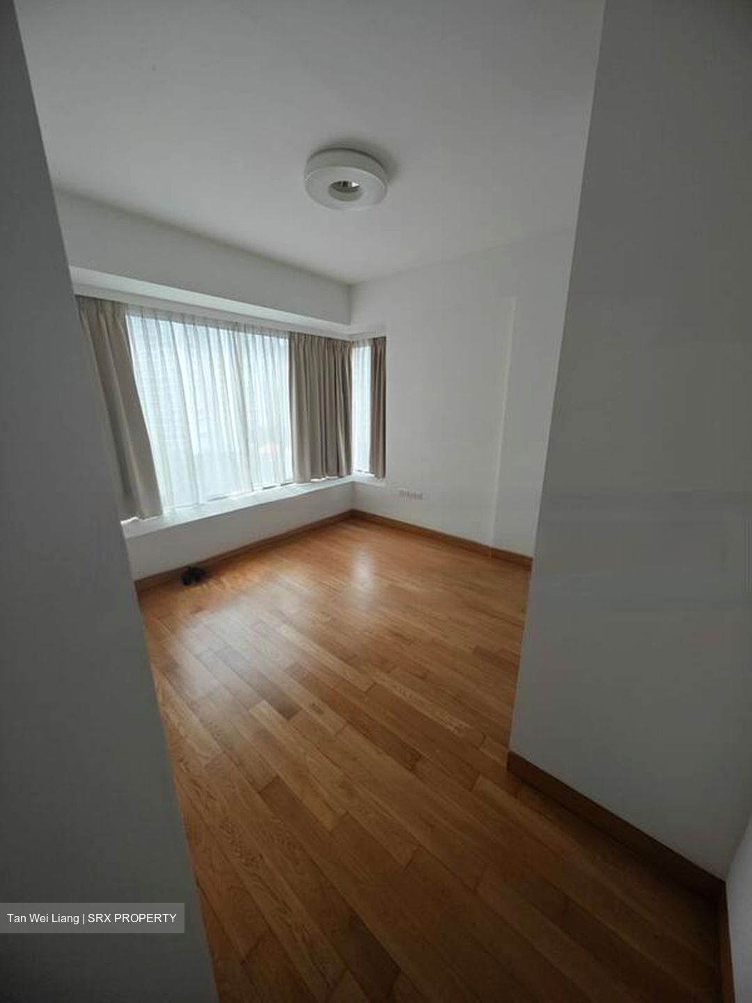 SilverSea (D15), Condominium #453947631